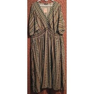 BloomChic Patterned Contrast Dolman Shirred Pocket Split Flutter NWT Size 26